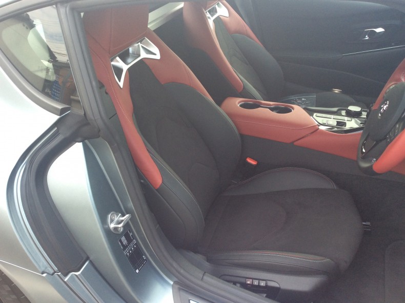 内装前方シート