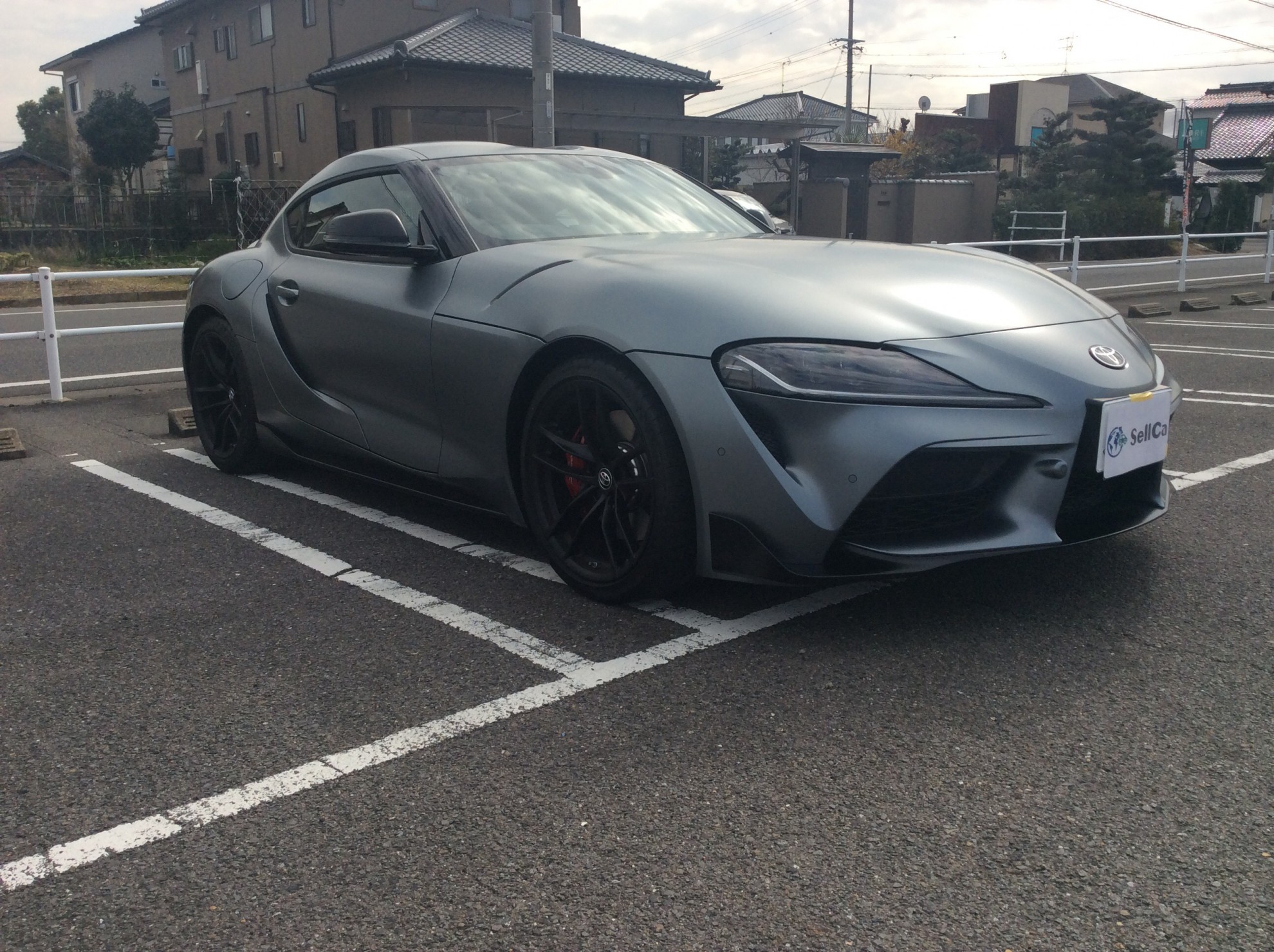 外装右前