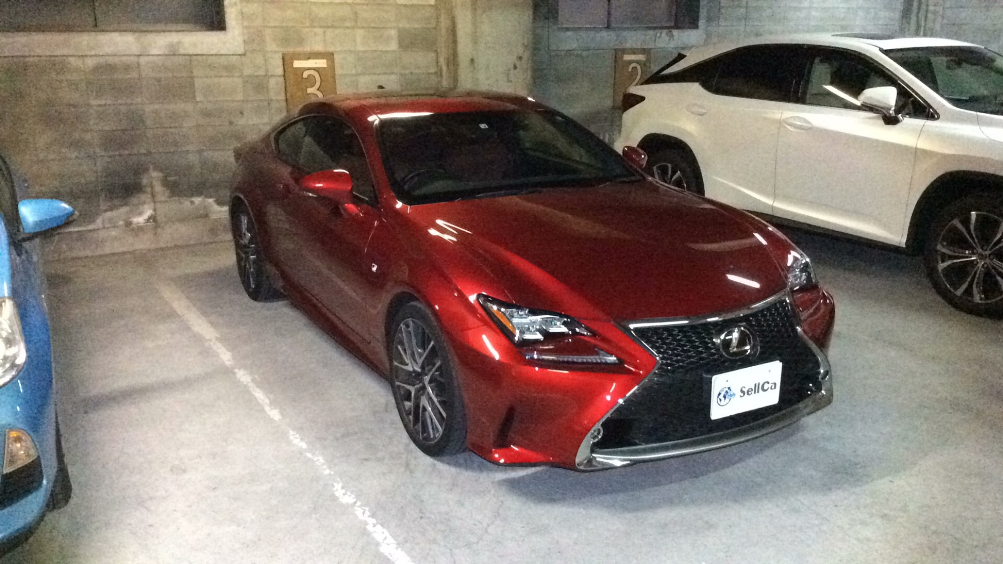 レクサス Rcの中古車買取相場と 高く買取してもらうコツ Sellcaの中古車査定