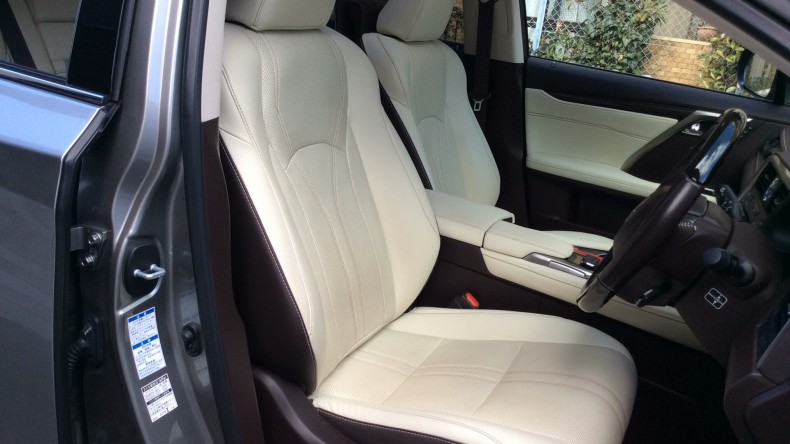 内装前方シート