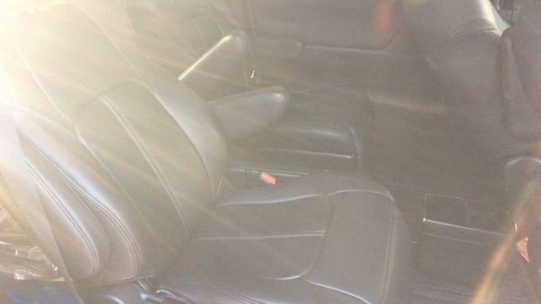 内装後方シート