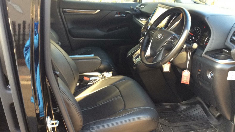 内装前方シート