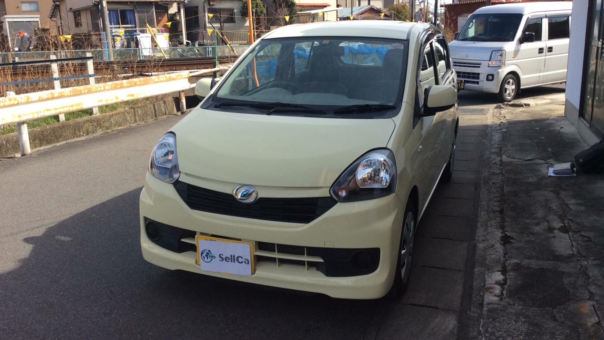 ダイハツ ミライースの売買実績画像