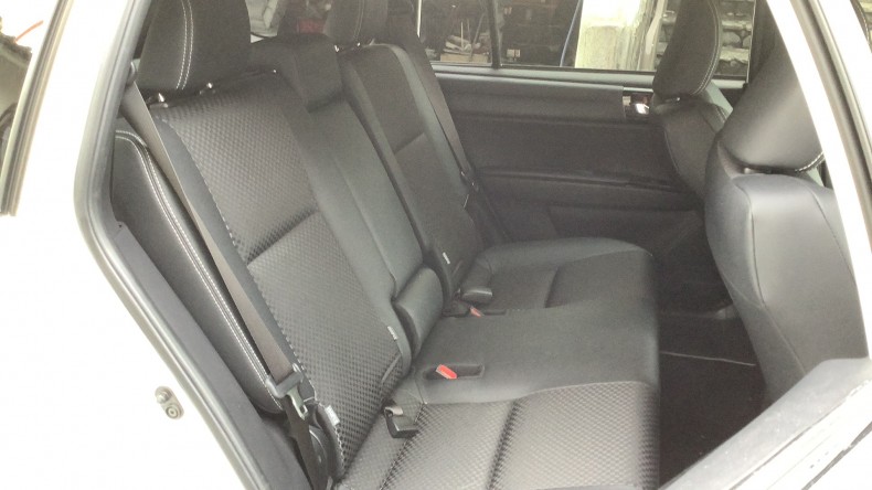 内装後方シート