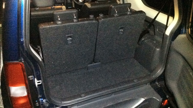 内装トランク