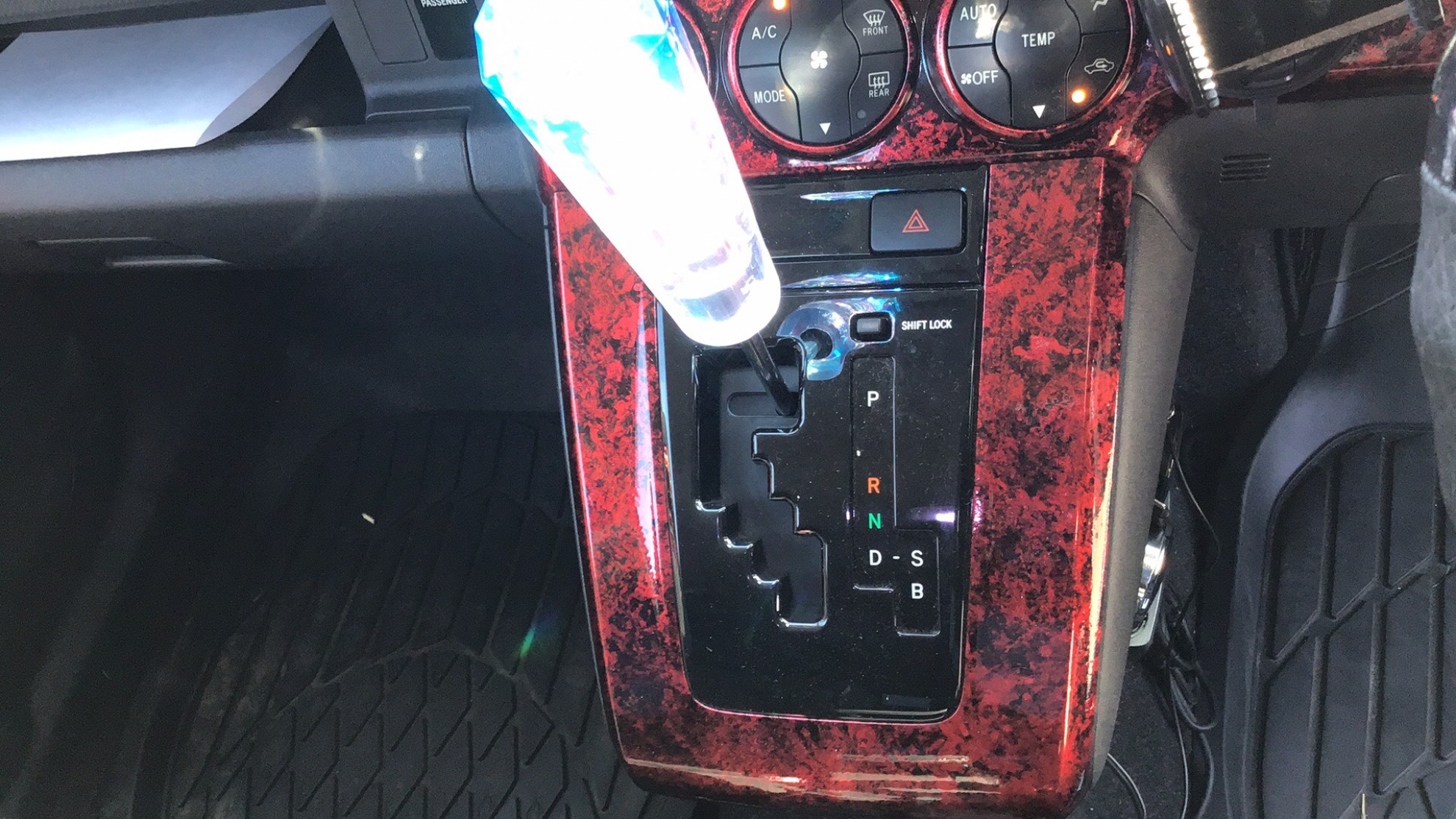 内装シフト