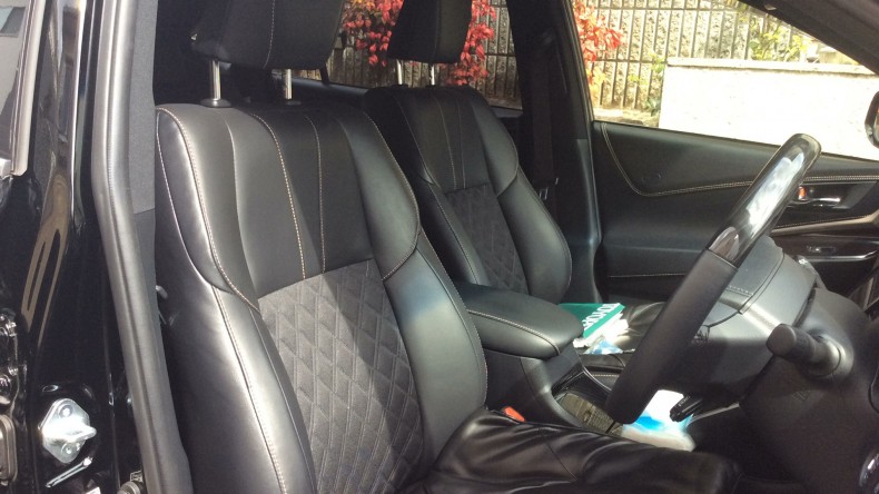 内装前方シート