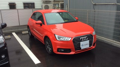 car_main_img