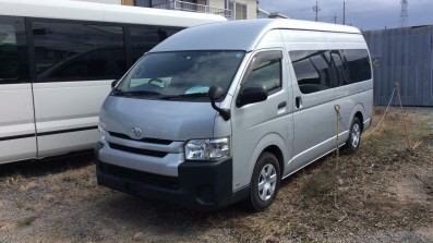 car_main_img