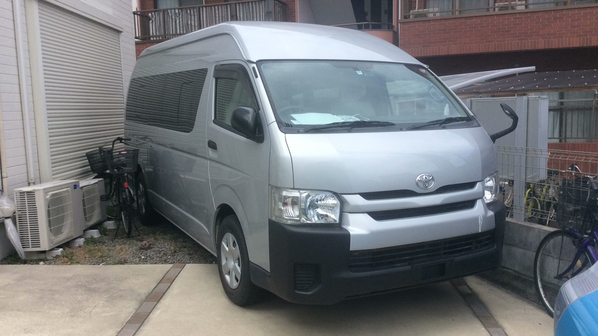 トヨタ ハイエースコミューターの売買実績画像