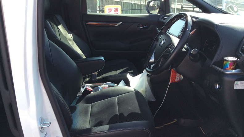 内装前方シート