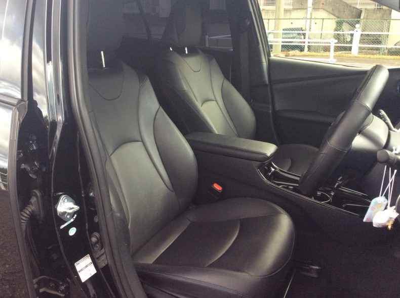 内装前方シート