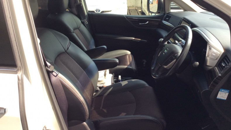 内装前方シート