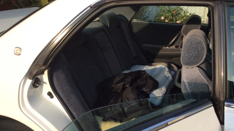 内装後方シート