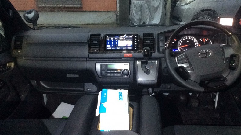 内装インパネ全体