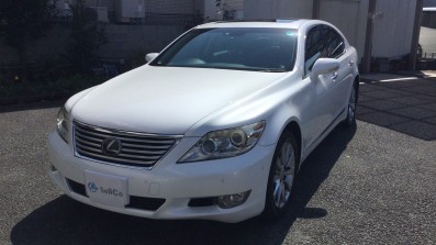 car_main_img