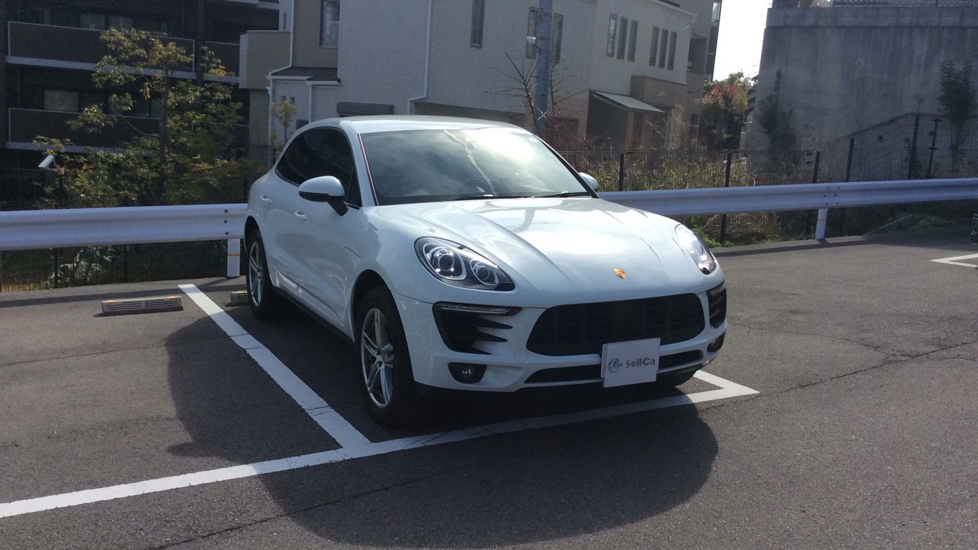外装右前