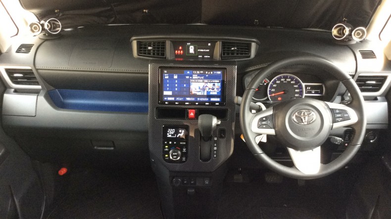 内装インパネ全体