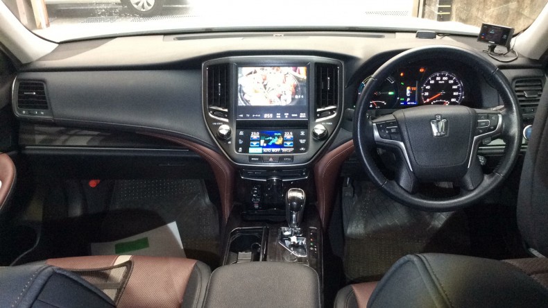 内装インパネ全体