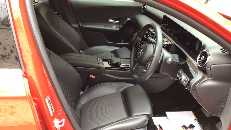 内装前方シート