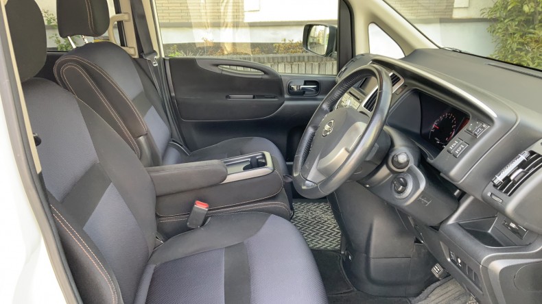 内装前方シート