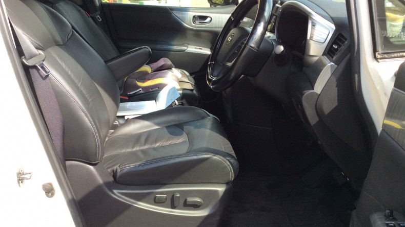 内装前方シート