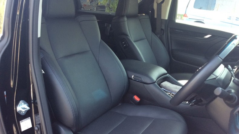 内装前方シート