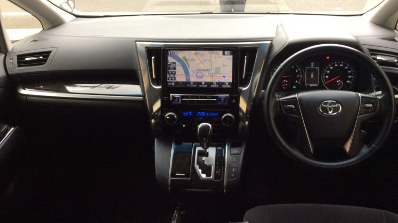 内装インパネ全体