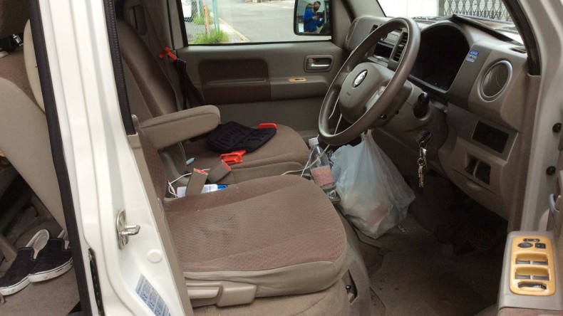 内装前方シート