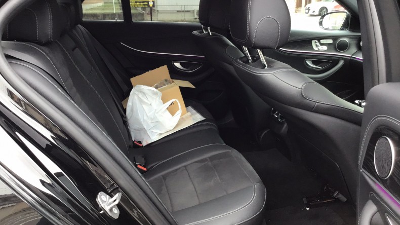 内装後方シート