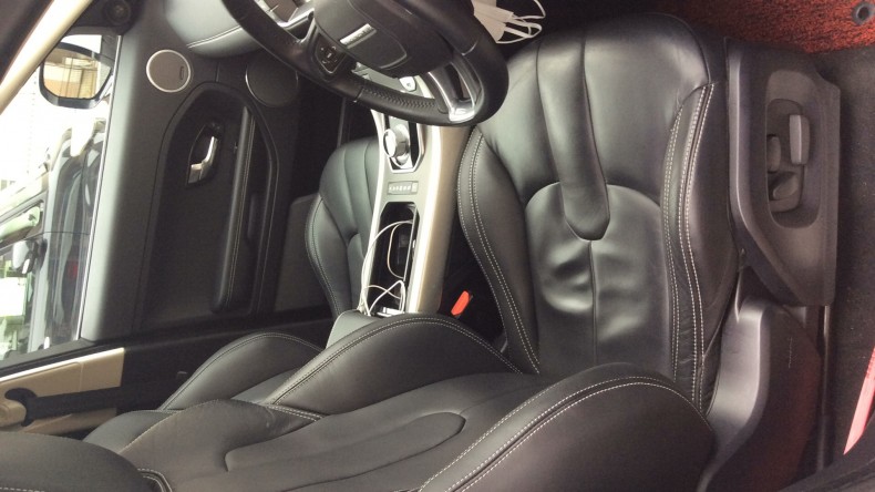 内装前方シート