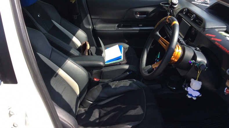 内装前方シート