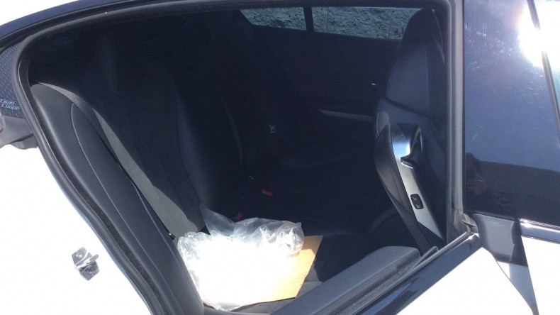 内装後方シート