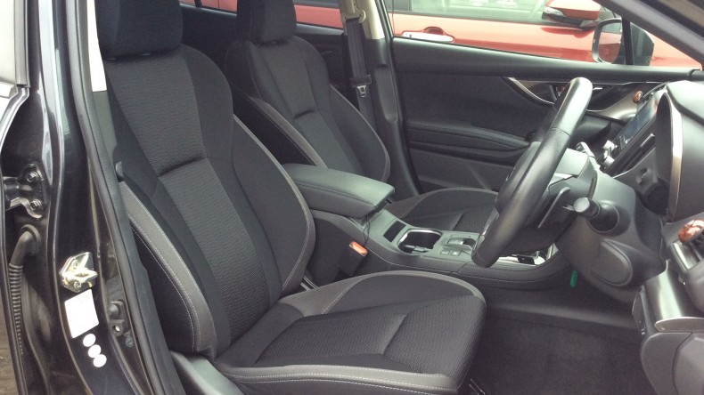 内装前方シート