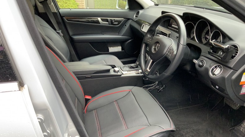 内装前方シート