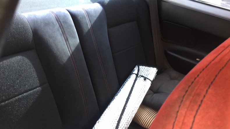 内装後方シート