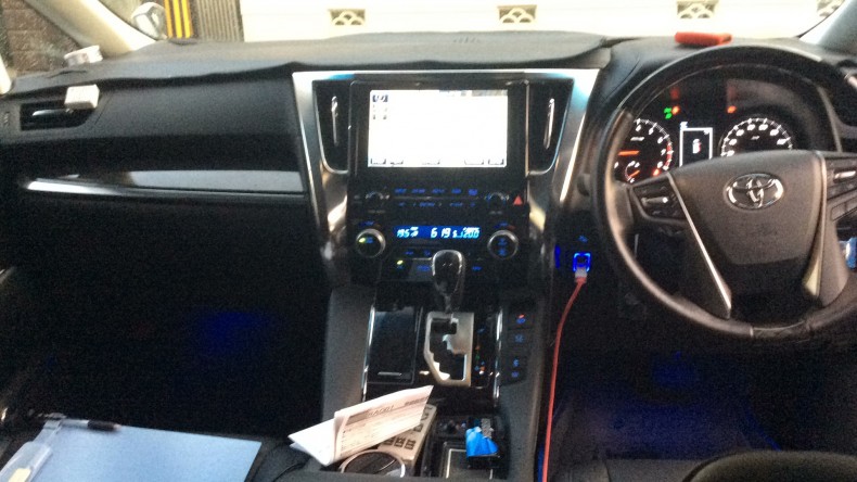 内装インパネ全体