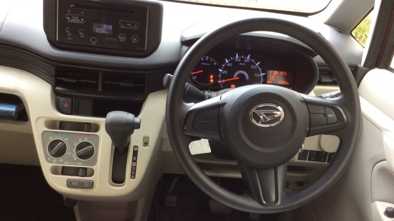 内装インパネ全体