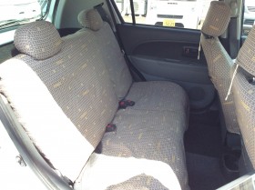 内装後方シート