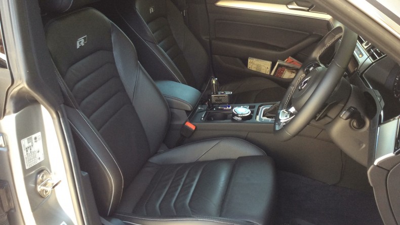 内装前方シート