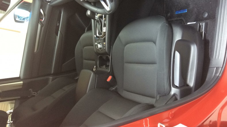 内装前方シート