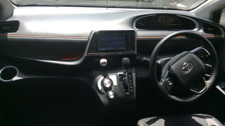 内装インパネ全体