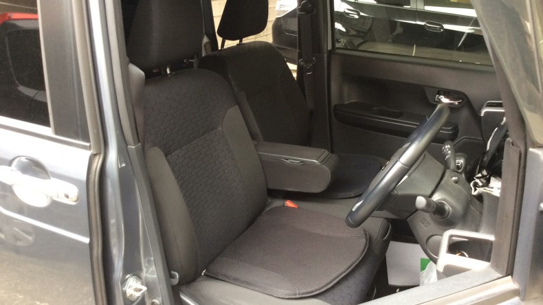 内装前方シート