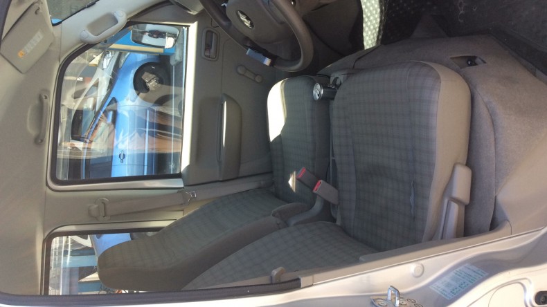 内装前方シート