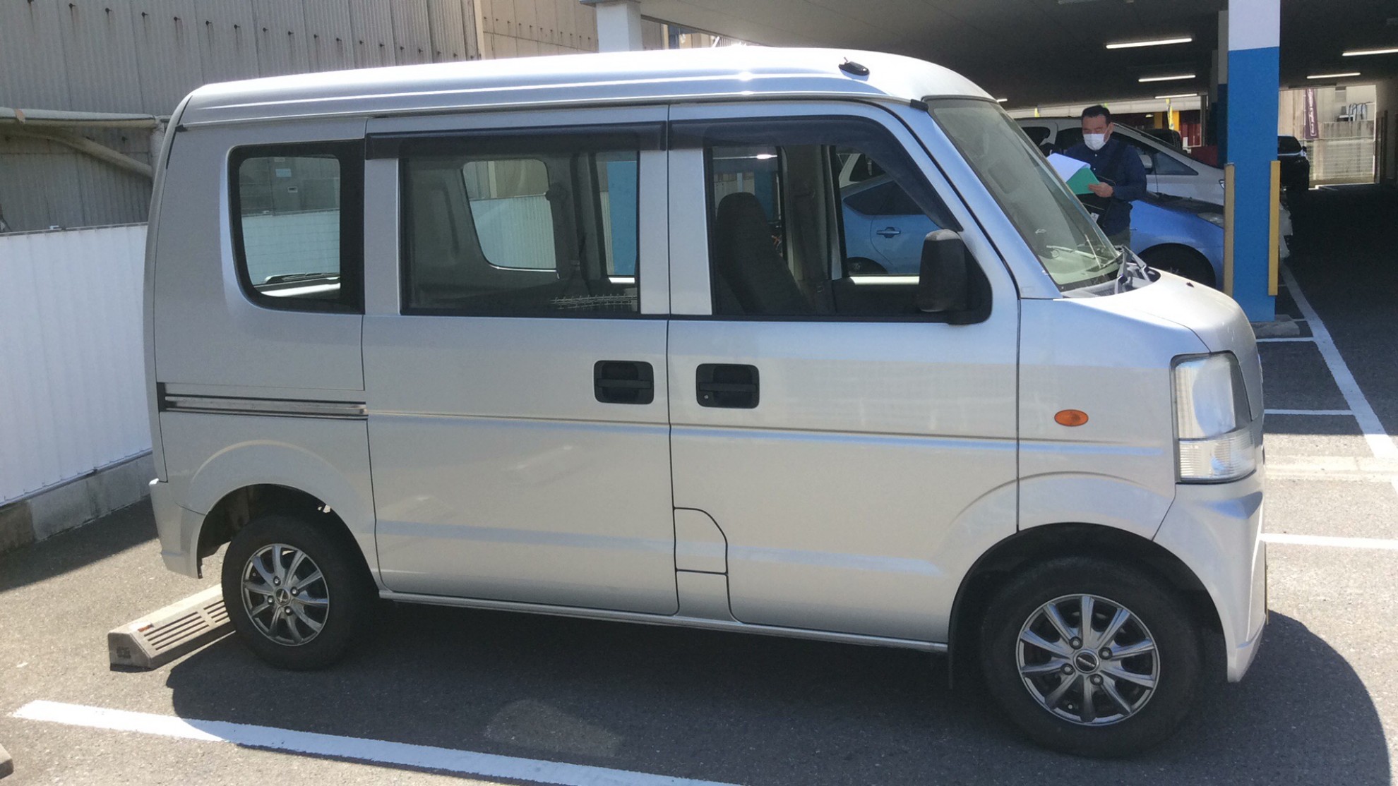 外装右