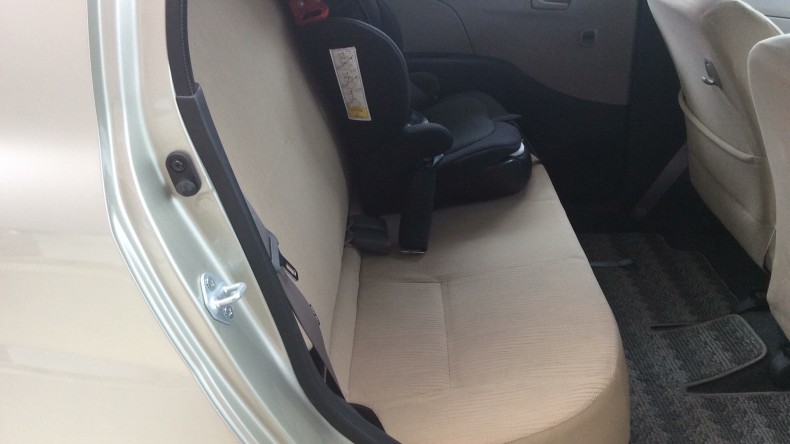 内装後方シート