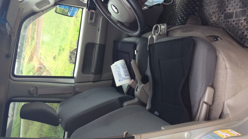 内装前方シート