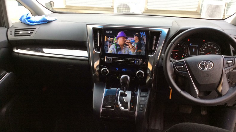 内装インパネ全体