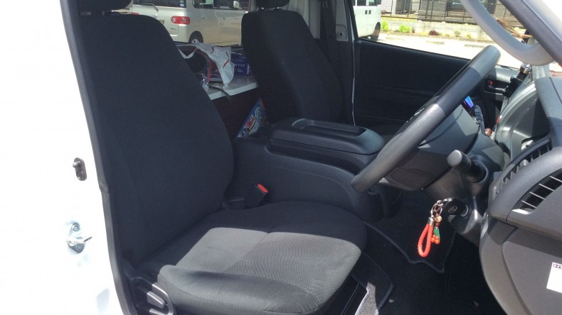 内装前方シート