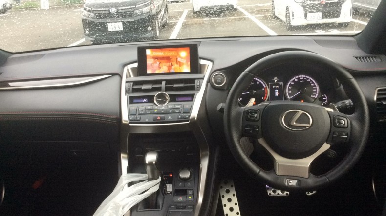 内装インパネ全体